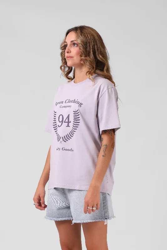 Women's Blouse with Narrow CollarRPM 94 Crest Tee Faded Lilac