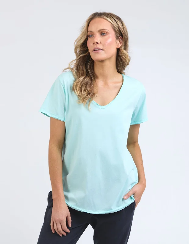 Women's Blouse with V-Shaped HemElm Pima Vee Tee Tonic Blue