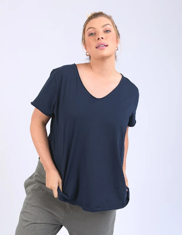 Women's Blouse for Special OccasionsElm Pima Vee Tee Navy