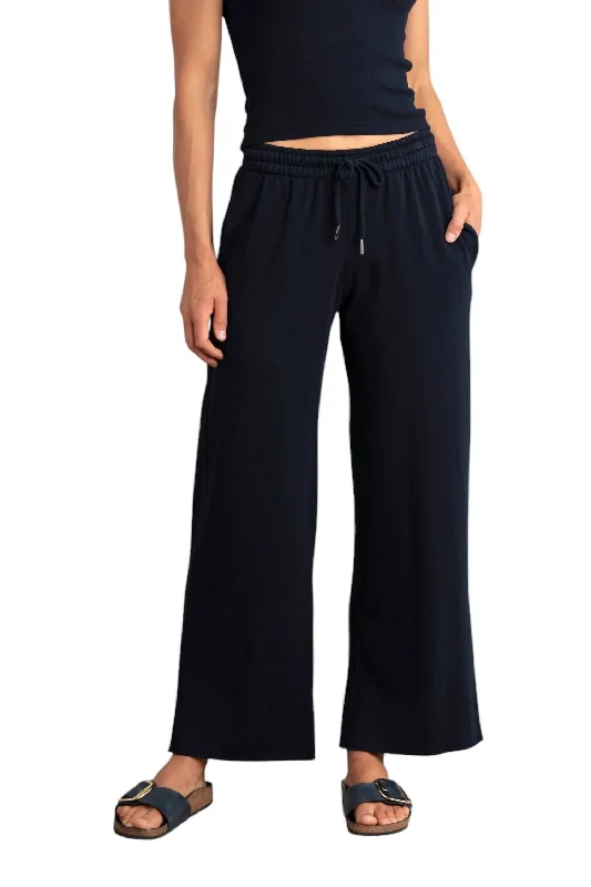 Women's Straight-Leg PantsCropped Palazzo Pants In Black