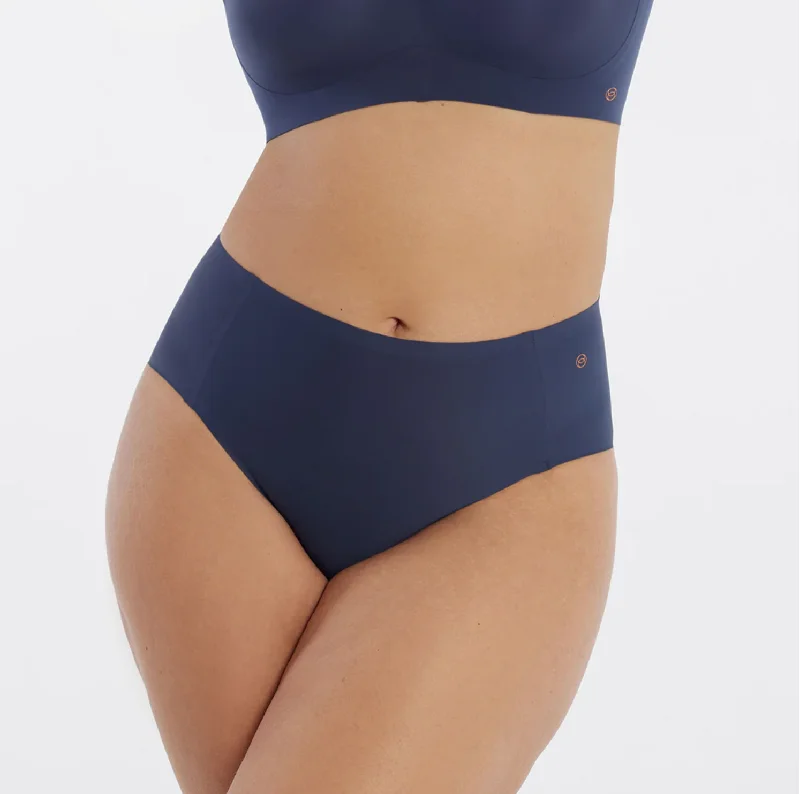 plus-size high-slit pantiesRetro Brief in Midnight Navy