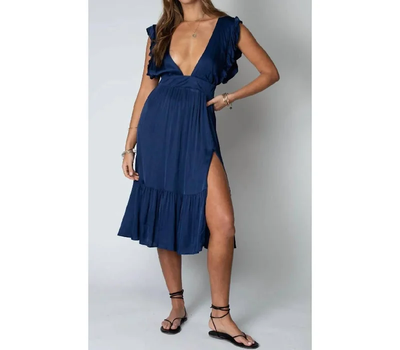 Women's Notched Collar DressesThe Jessie Midi In Navy / Blue