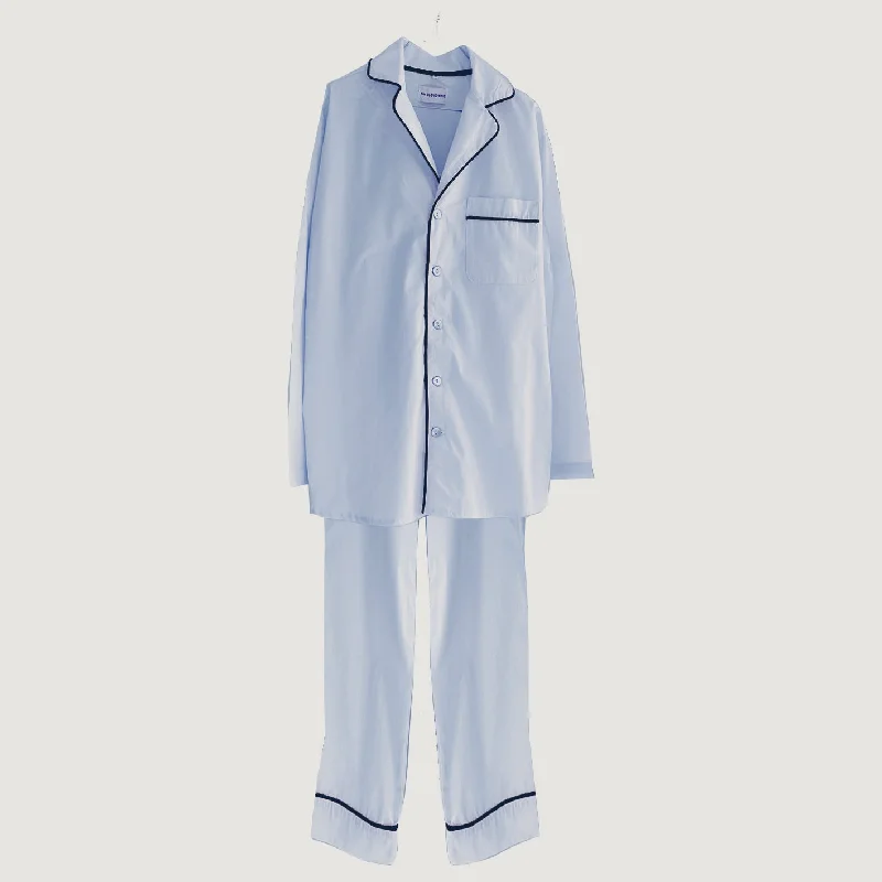 women's pajamas for a cozy night inPYJAMAS SET // LIGHT BLUE // WOMEN